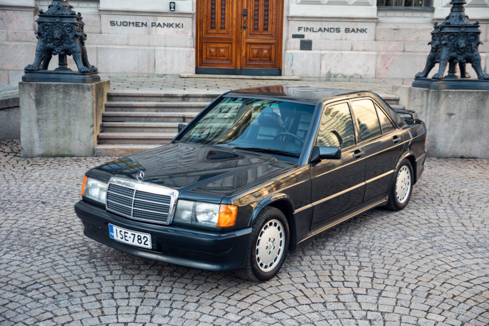 Vintage Mercedes-Benz car in front of Finland's Bank