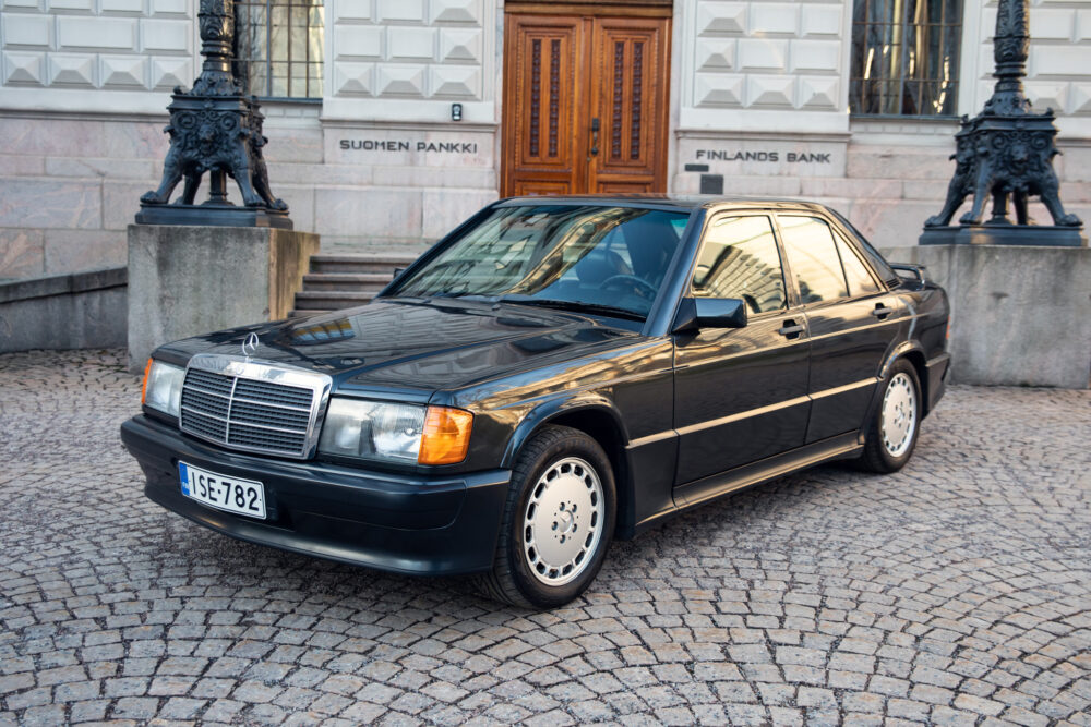 Vintage Mercedes-Benz parked outside Finland's Bank