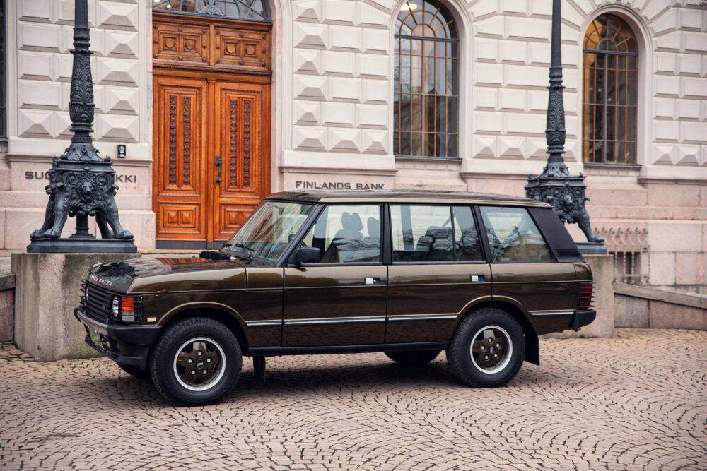 Vintage car parked outside Finland's Bank building