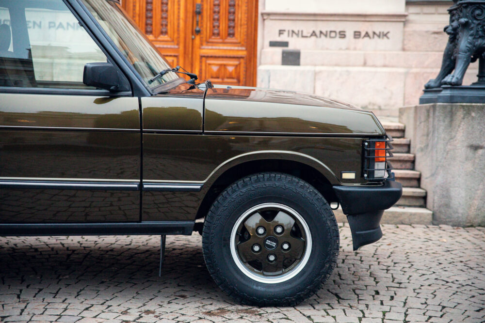 Vintage car parked outside Finland's Bank building